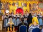Песнопения звучали в исполнении детского хора «Отрада»